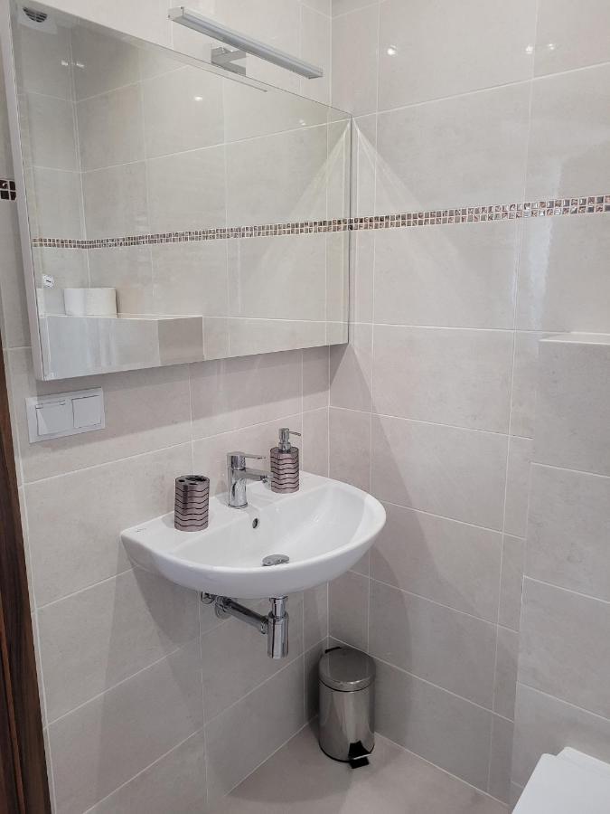 Nisko Zlote Pioro B&B 외부 사진