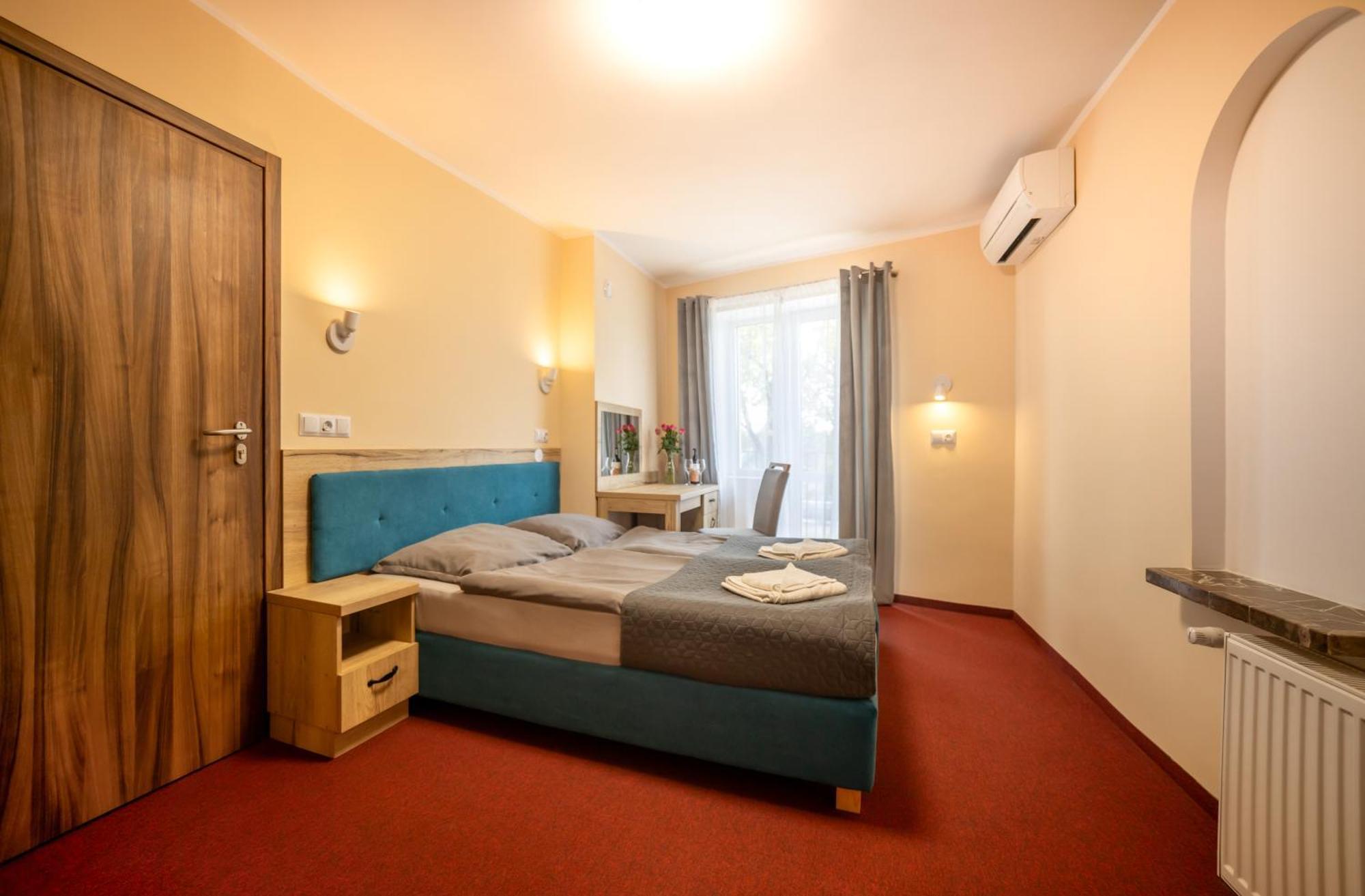 Nisko Zlote Pioro B&B 외부 사진