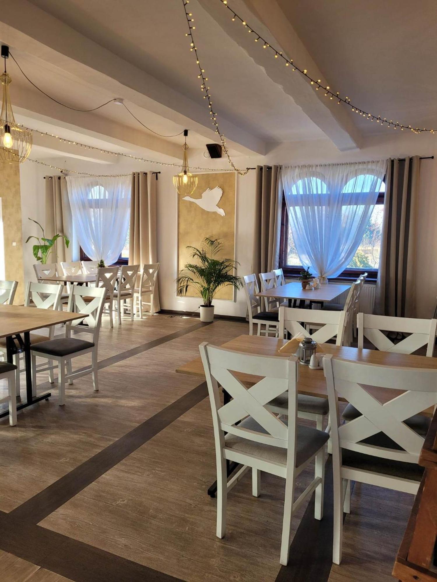 Nisko Zlote Pioro B&B 외부 사진